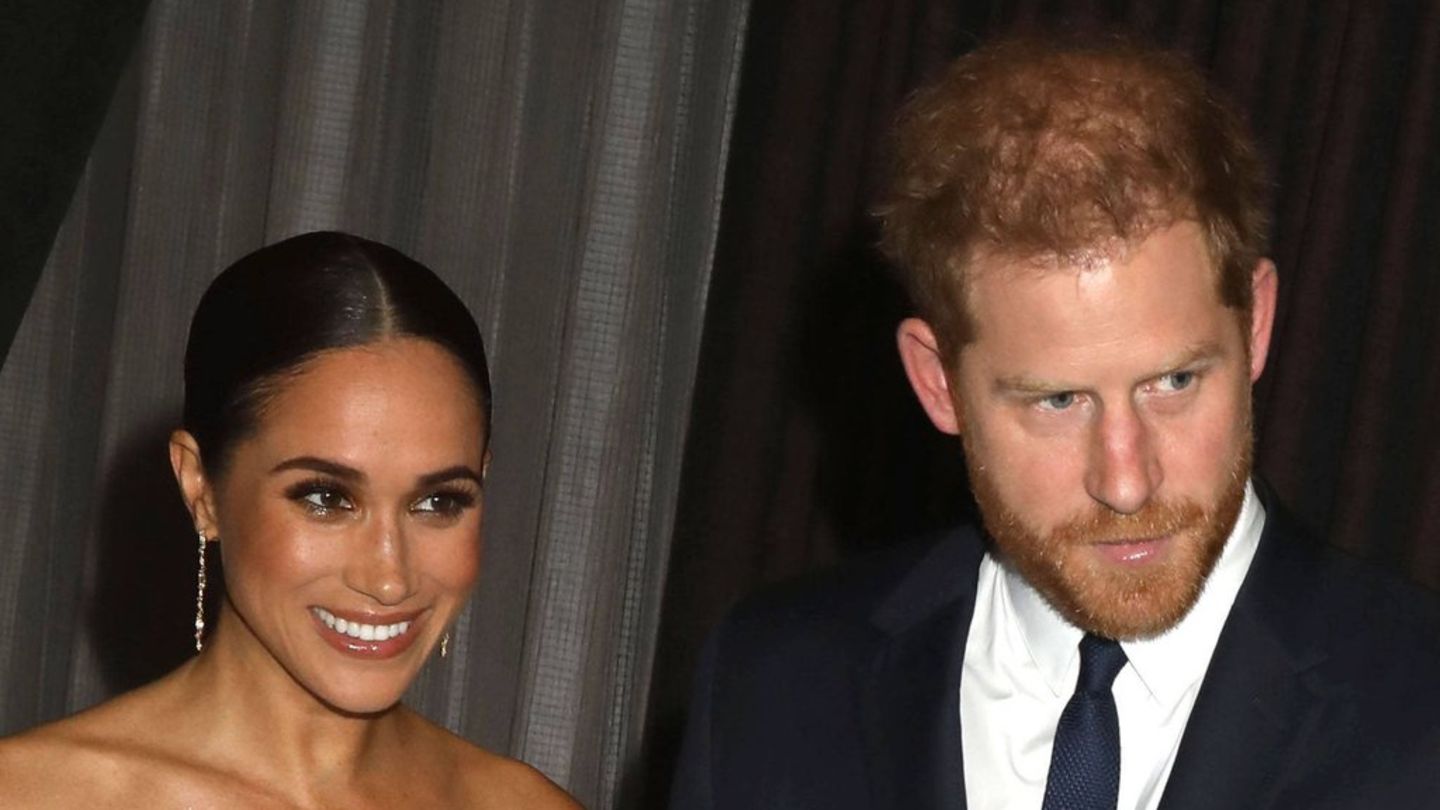 Herzogin-Meghan-und-Prinz-Harry-Kommunikationschefin-h-rt-auf