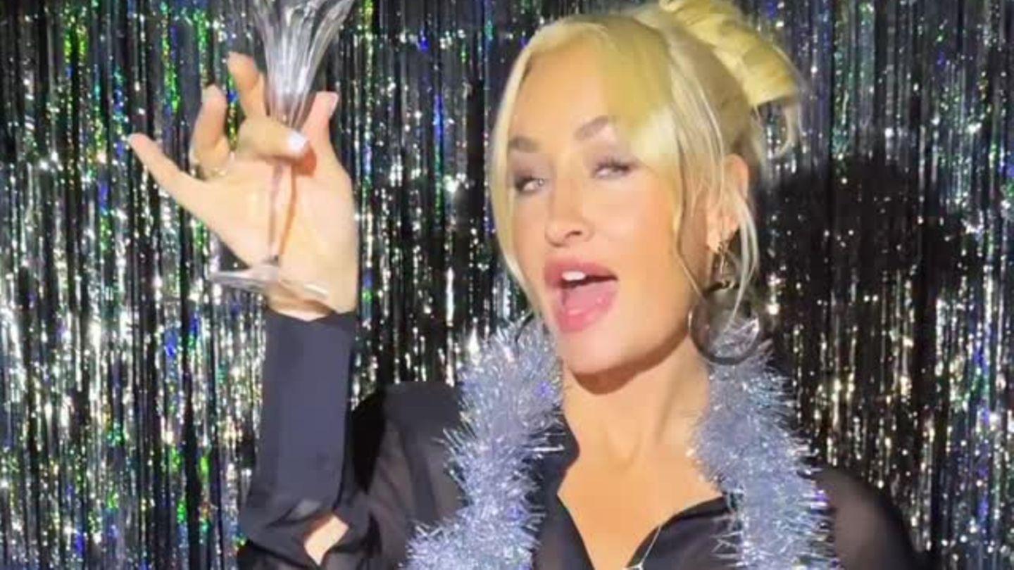 Sarah-Connor-Sarah-Connor-bringt-Fans-mit-sexy-Tanzeinlage-auf-mehere-Arten-zum-Schwitzen