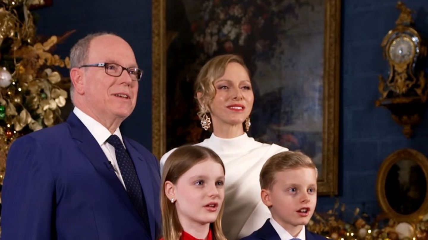 Prinzessin-Gabriella-F-rstin-Charl-ne-Co-3-Dinge-die-beim-Neujahrsgru-der-Monegassen-sofort-auffallen