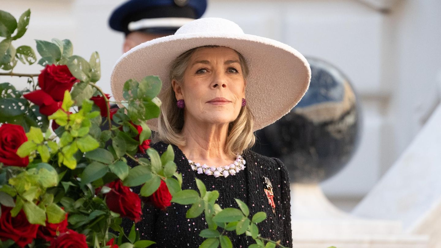 Caroline-von-Hannover-Ihre-3-simplen-Mode-Lektionen-die-sie-zur-absoluten-Stilikone-machen