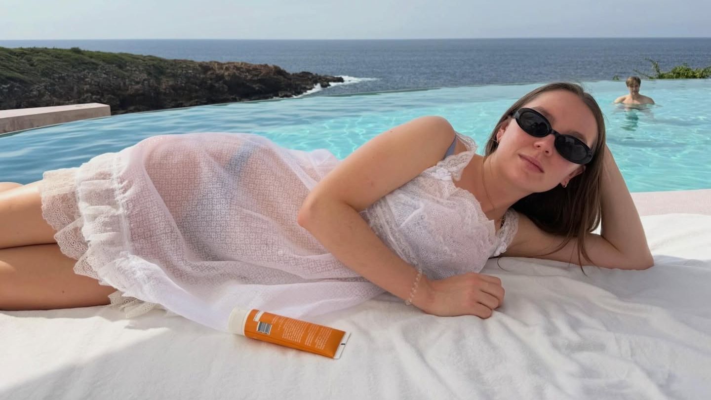 Royale-Looks-Alexandra-von-Hannover-gew-hrt-im-Bikini-private-Einblicke-in-ihren-Urlaub