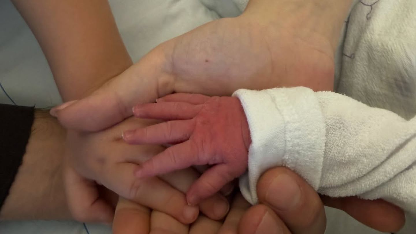 Loredana-Wollny-Servet-zbek-Wollny-Tochter-gibt-Geburt-ihres-Kindes-bekannt