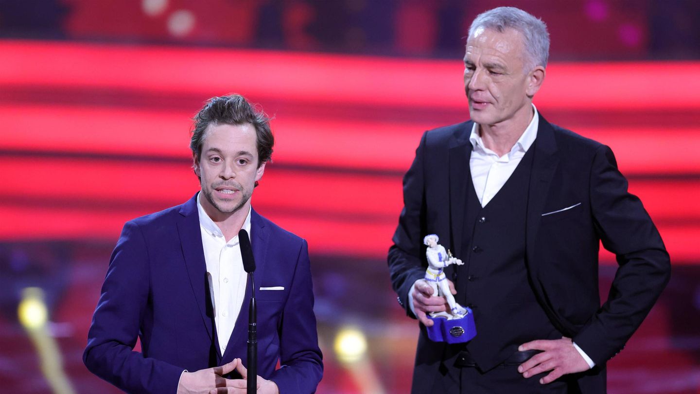 -Checker-Tobi-3-Die-heimliche-Herrscherin-der-Erde-Trag-die-im-Team-Zweiter-Todesfall-berschattet-Kinostart