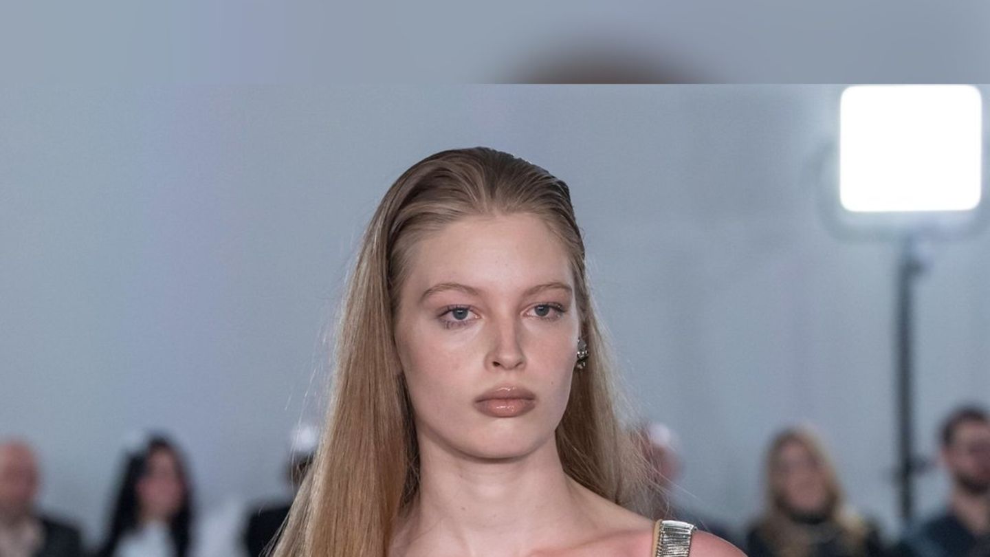 Vivian-Wilson-Elon-Musks-Tochter-modelt-f-r-Rihanna