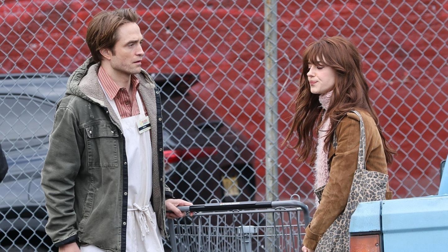 Setbilder-2026-Robert-Pattinson-zeigt-sich-am-Set-von-einer-neuen-Seite