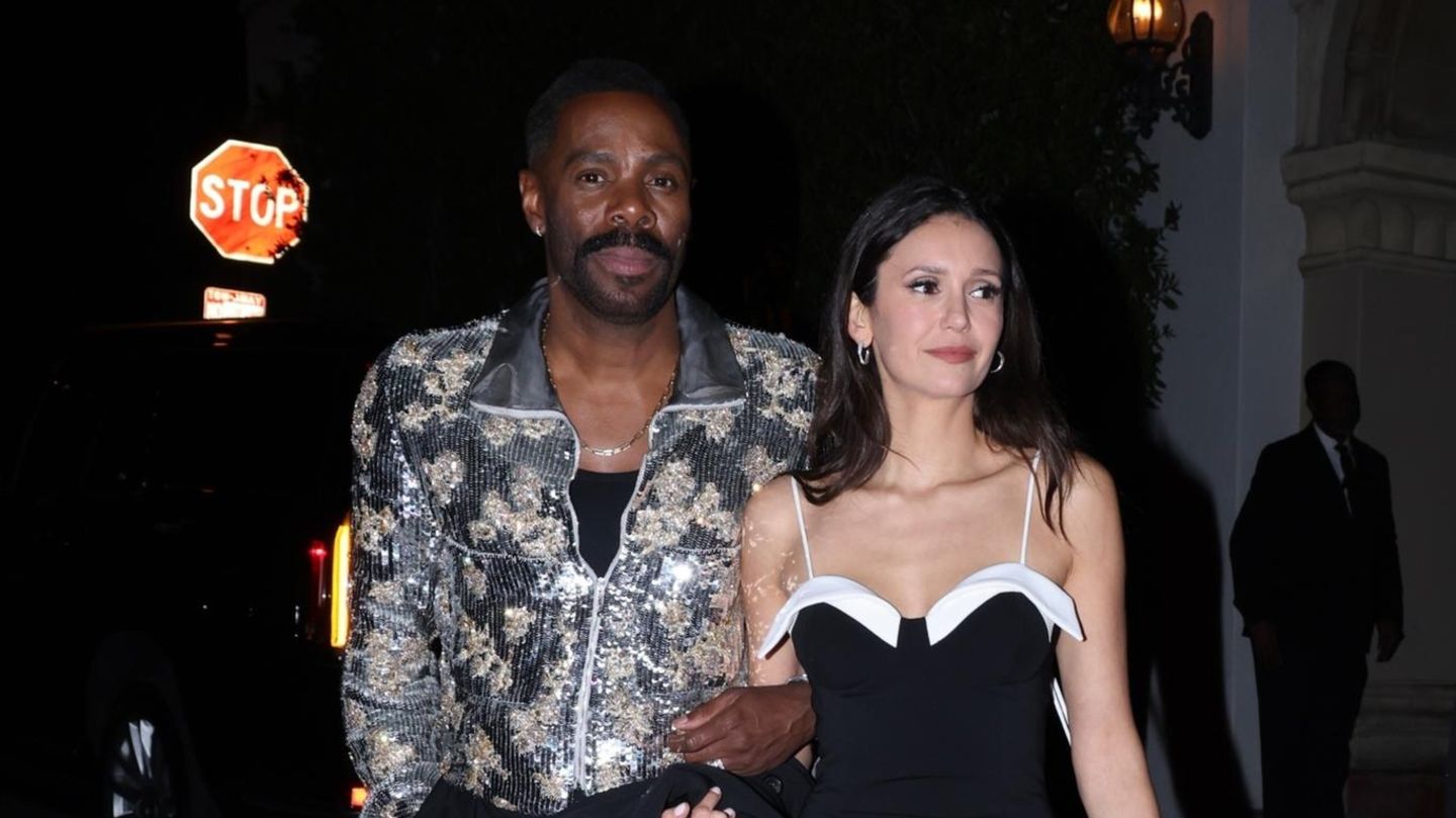 Golden-Globes-Nina-Dobrev-berrascht-im-Wow-Kleid-bei-den-Golden-Globes