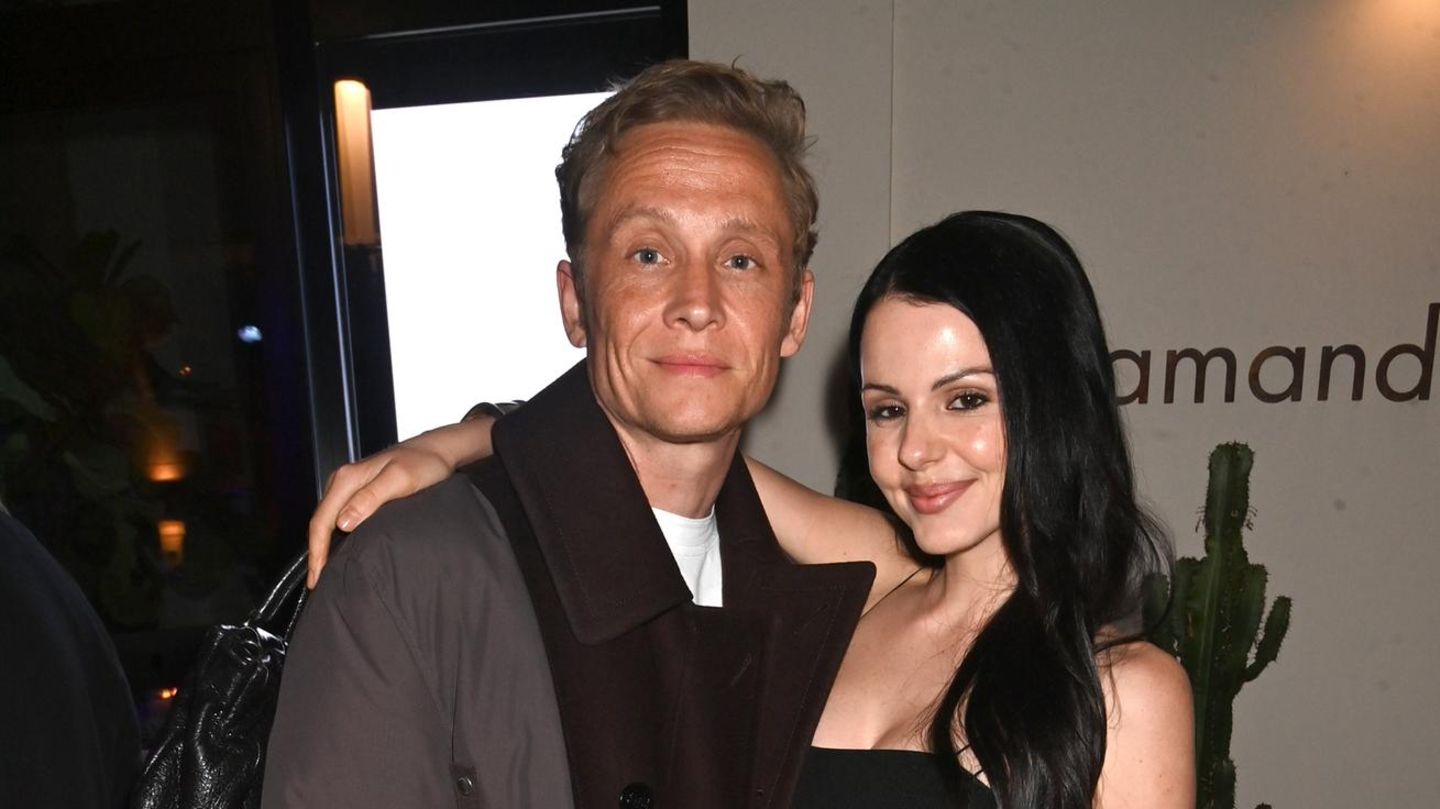 Matthias-Schweigh-fer-Ruby-O-Fee-Diese-Stars-gratulieren-Matthias-und-Ruby-zur-Hochzeit