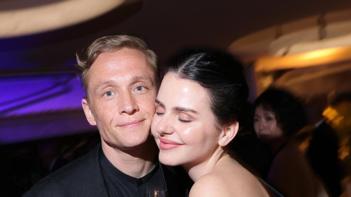 Ruby-O-Fee-Matthias-Schweigh-fer-Sorgen-die-Eheringe-von-Matthias-und-Ruby-etwa-f-r-Social-Media-Kontroverse-