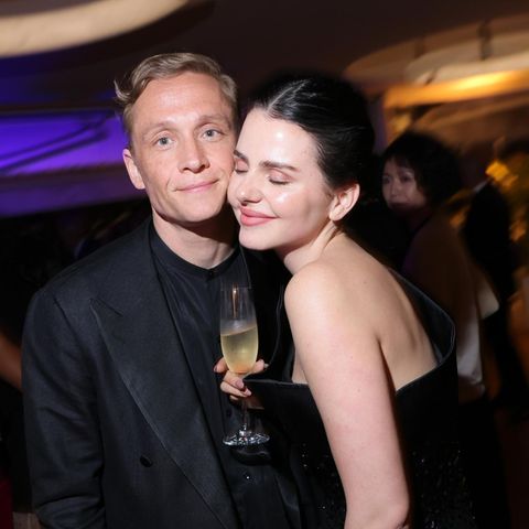 Ruby O. Fee: Bei Nacktshooting verdecken Haare gerade das Nötigste