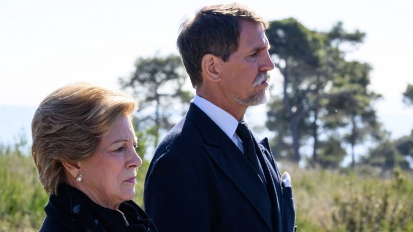 Konstantin-II-von-Griechenland-Die-griechischen-Royals-versammeln-sich-am-Grab-von-K-nig-Konstantin