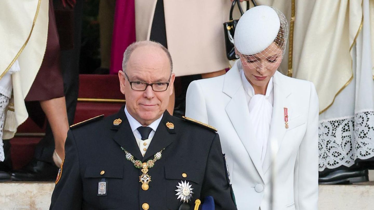 F-rst-Albert-F-rstenpalast-meldet-medizinischen-Eingriff-an-Kopf-und-Gesicht