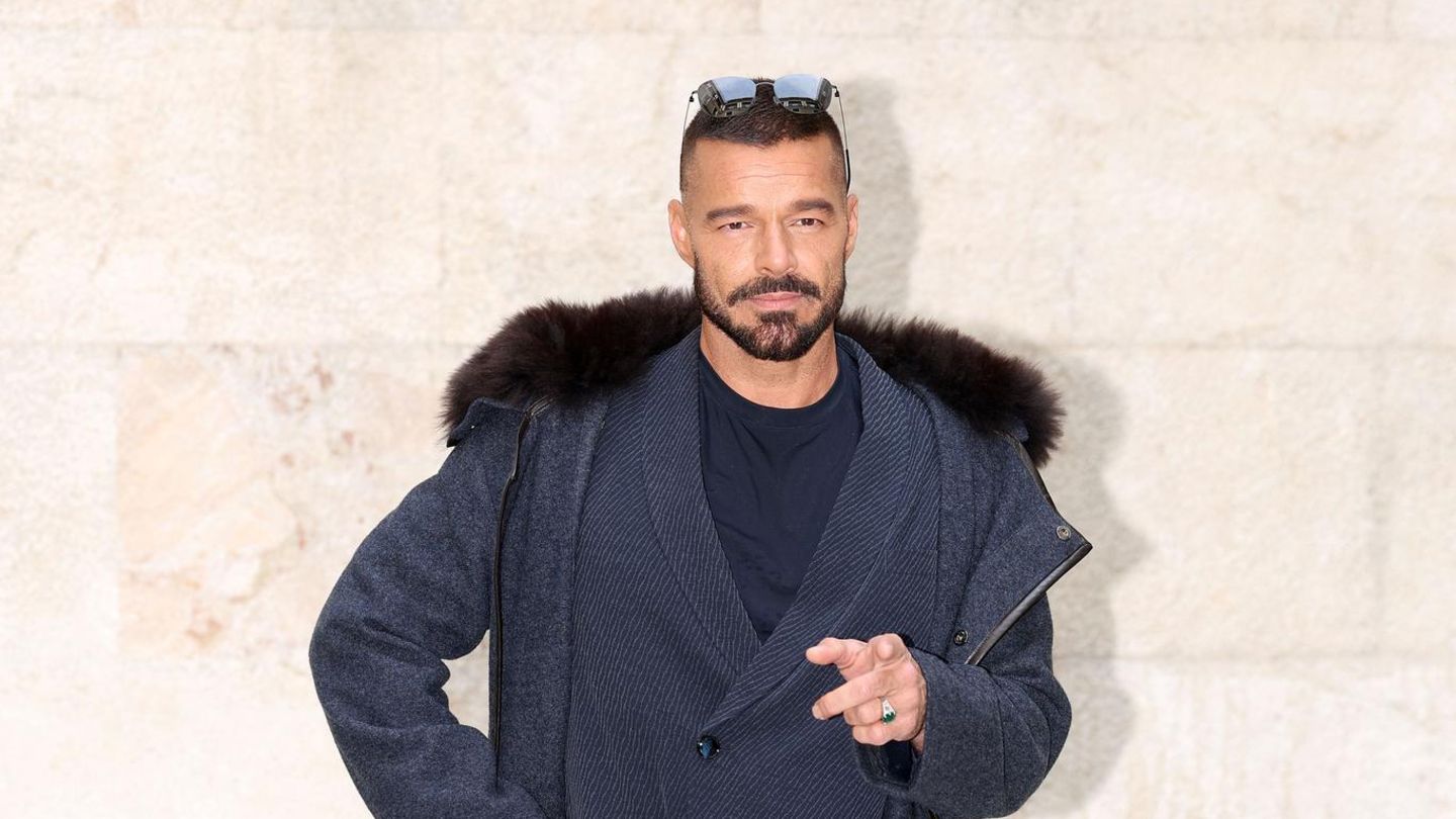 Mailand-Paris-Co-Bei-der-Modewoche-in-Mailand-zeigt-er-sich-j-nger-denn-je