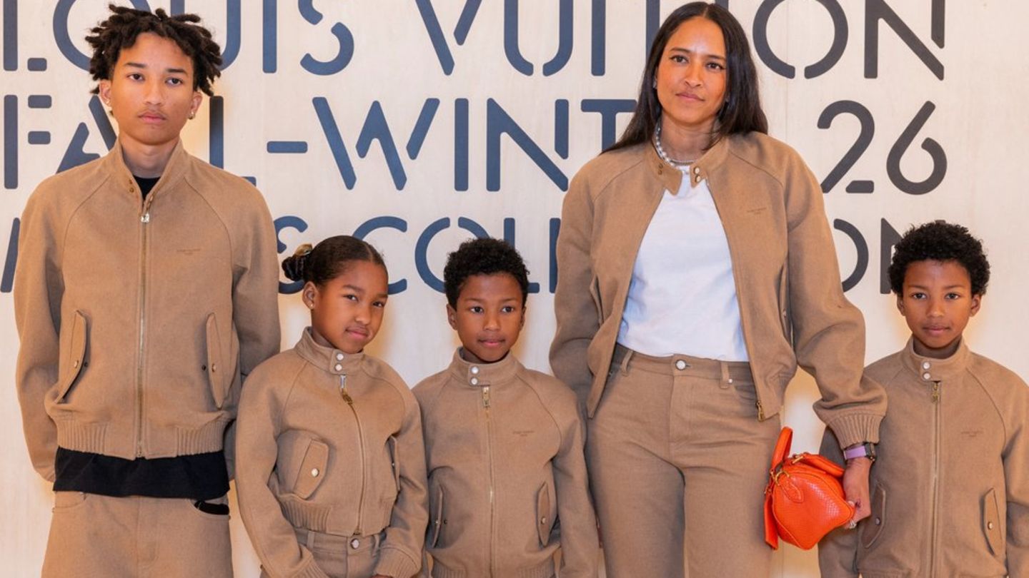 Pharrell-Williams-Seine-Familie-zeigt-sich-im-Partnerlook