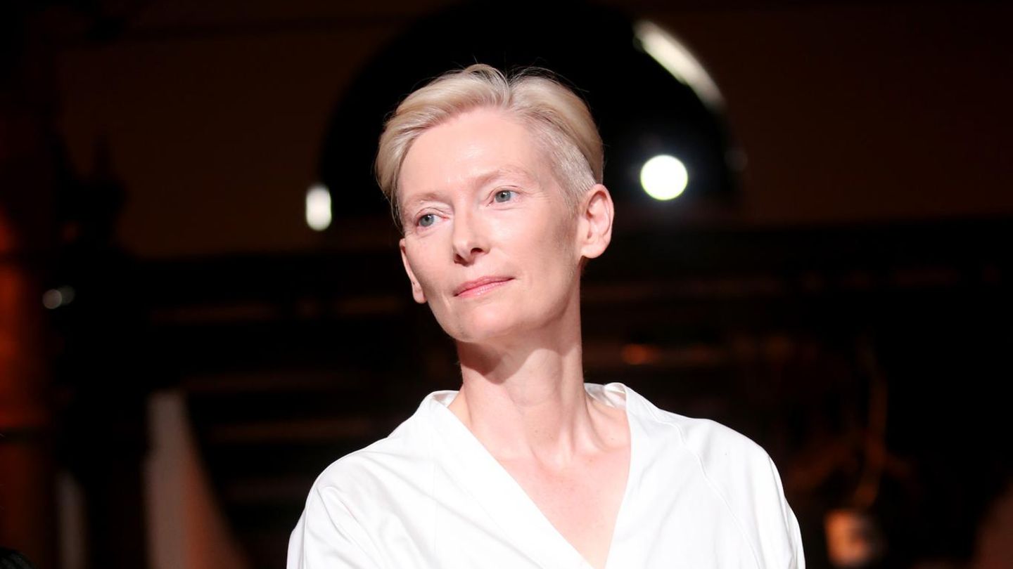 tilda-swinton-als-ich-33-war-bin-ich-auf-43-beerdigungen-gegangen