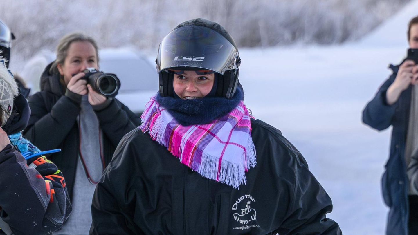 Die-jungen-Royals-In-ihrem-Winter-Look-ist-sie-kaum-zu-erkennen