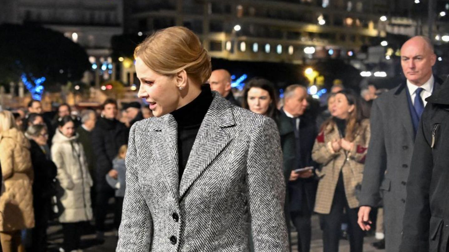 F-rstin-Charl-ne-Charl-ne-berrascht-bei-Feier-der-Schutzheiligen