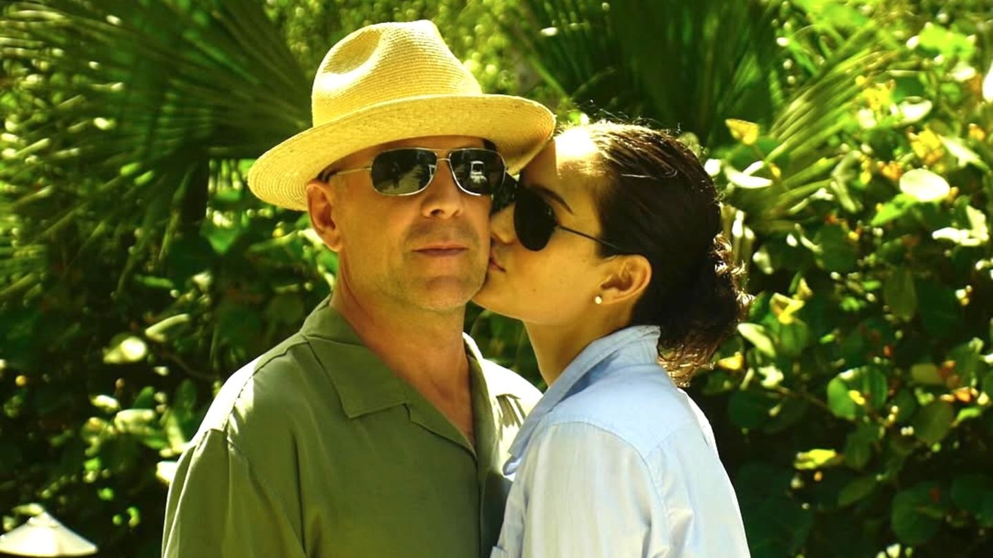 Bruce-Willis-Segen-und-Fluch-Bruce-Willis-wei-nicht-dass-er-an-Demenz-leidet