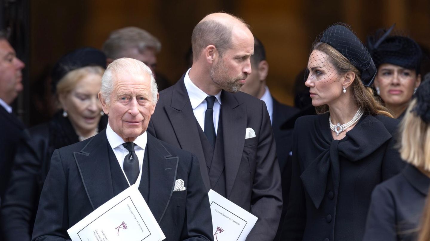 K-nig-Charles-Mit-seinem-Bauprojekt-riskiert-er-gro-en-rger-mit-Kate-und-William