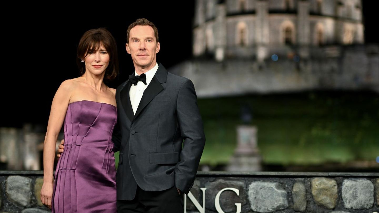 Couple-Looks-F-r-K-nig-Charles-werfen-sich-die-Promis-in-Schale