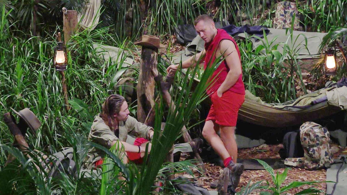 Dschungelcamp-2026-Partnerin-Annelie-hat-seinen-verheerenden-Sommerhaus-Auftritt-nie-gesehen