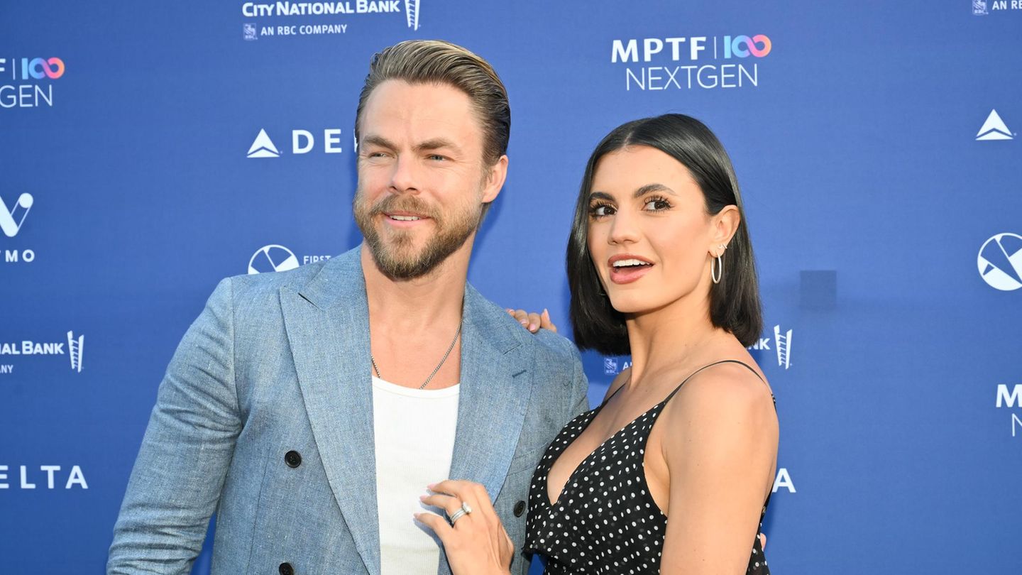 Derek-Hough-Hayley-Erbert-Hough-US-Let-s-Dance-Stars-teilen-intimes-Geburtsvideo-ihrer-Tochter