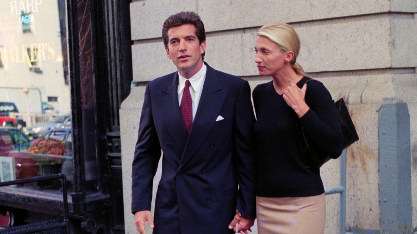 John-F-Kennedy-jr-Carolyn-Bessette-Kennedy-Wunder-Punkt-in-der-Ehe-von-John-F-Kennedy-jr-38-Er-hat-es-bereut-