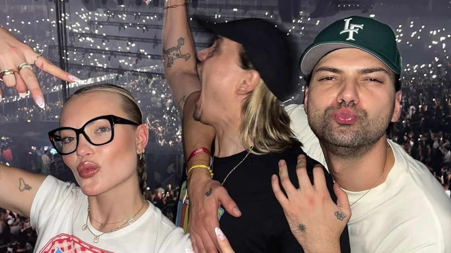 Prominente-Fans-Sie-teilt-unvergessliches-Konzerterlebnis-mit-ihren-Br-dern