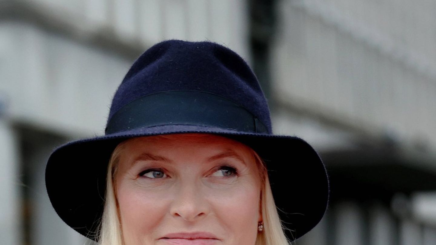 Epstein-Enth-llungen-Mette-Marit-verschiebt-ihre-Reise