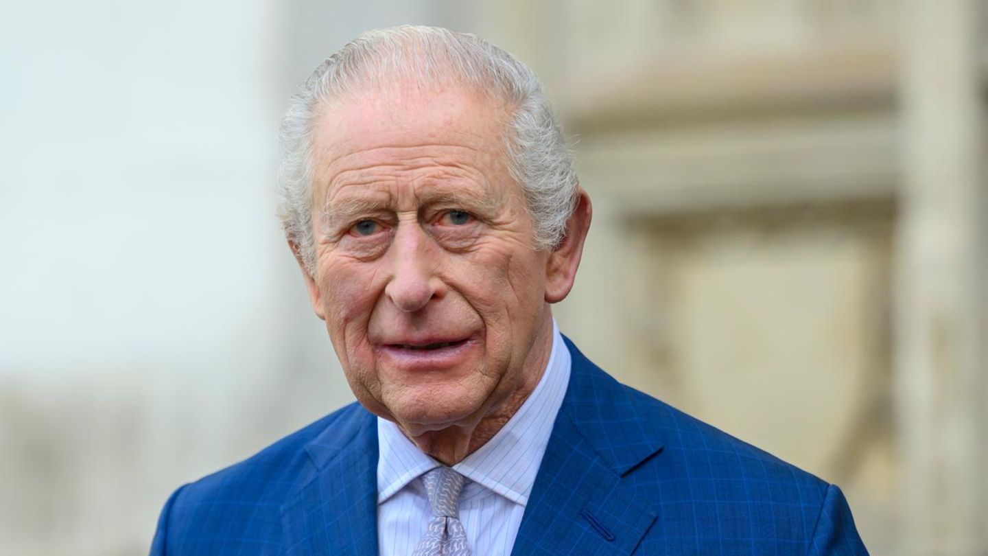 K-nig-Charles-K-nig-Charles-r-hrende-Botschaft-am-Weltkrebstag