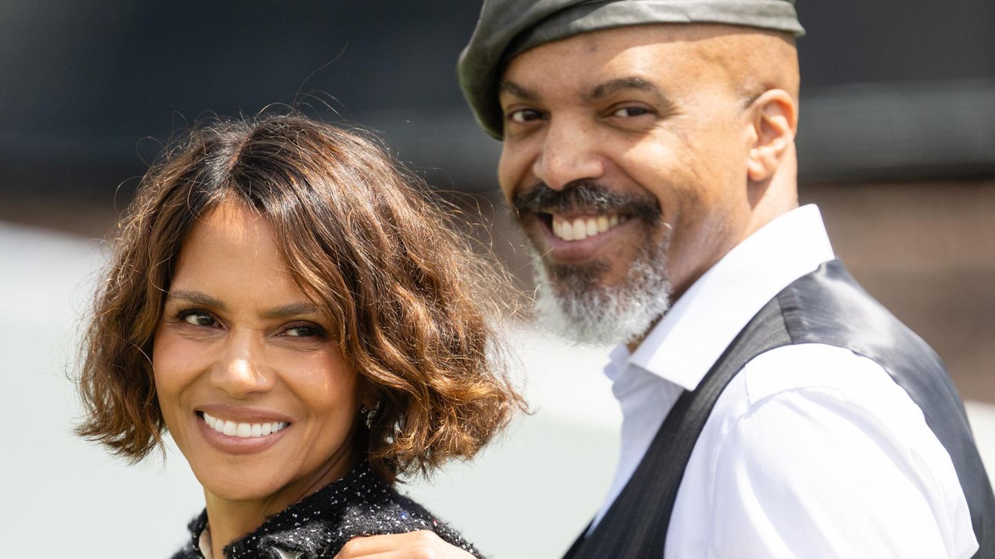 Halle-Berry-Halle-Berry-zeigt-ihren-ungew-hnlichen-Verlobungsring