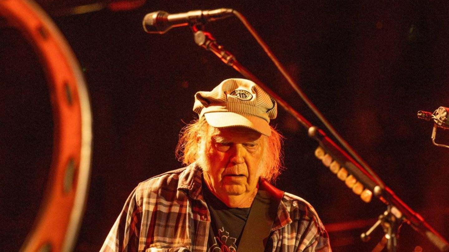 Neil-Young-Er-streicht-Europatournee