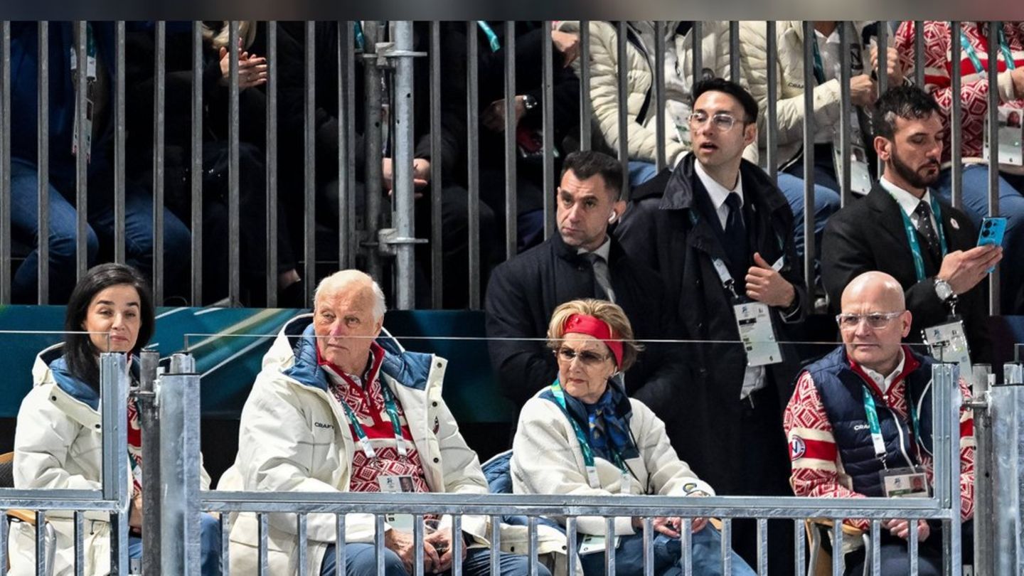 abseits-der-skandale-in-der-heimat-norwegens-k-nigspaar-besucht-olympia