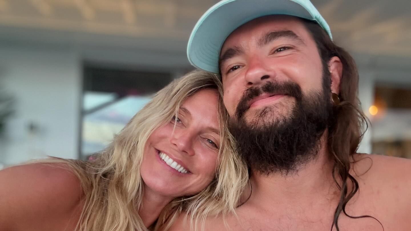 Heidi-Klum-Tom-Kaulitz-Mit-Chips-im-Bett-So-entspannt-genossen-sie-den-Super-Bowl