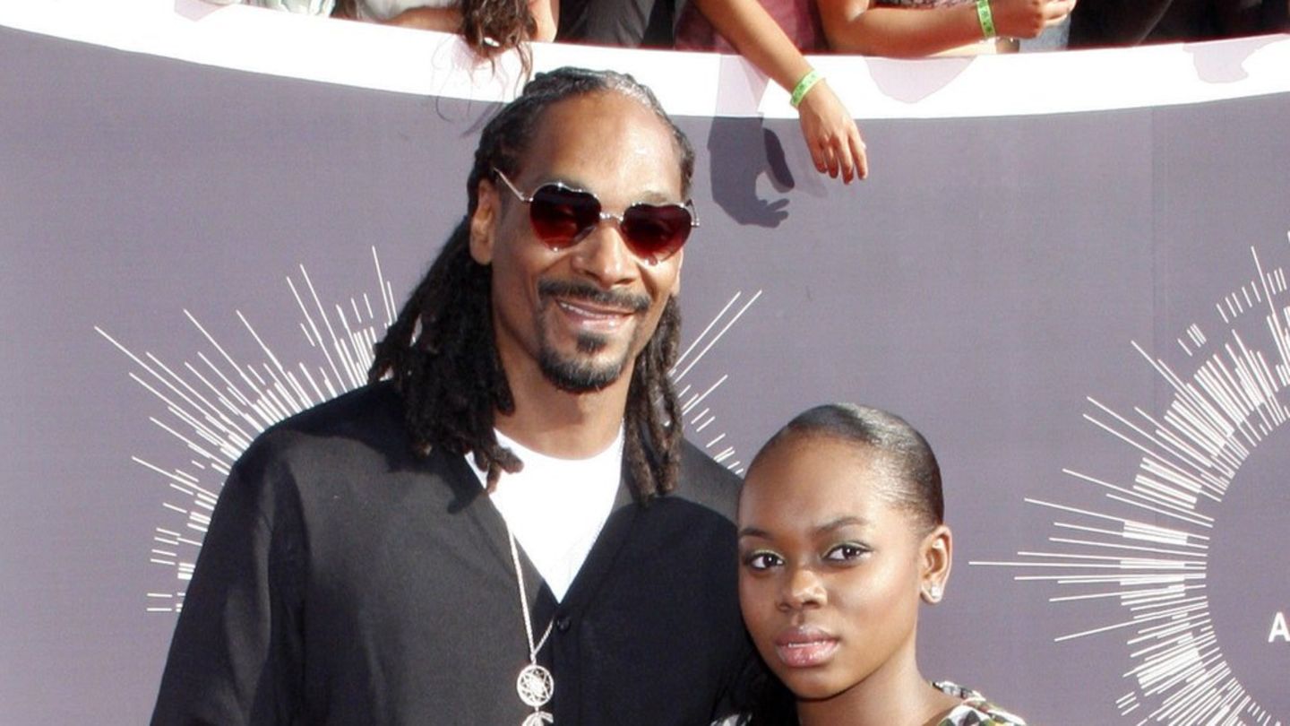 Snoop-Dogg-Bewegende-Gedenkfeier-f-r-totes-Enkelkind