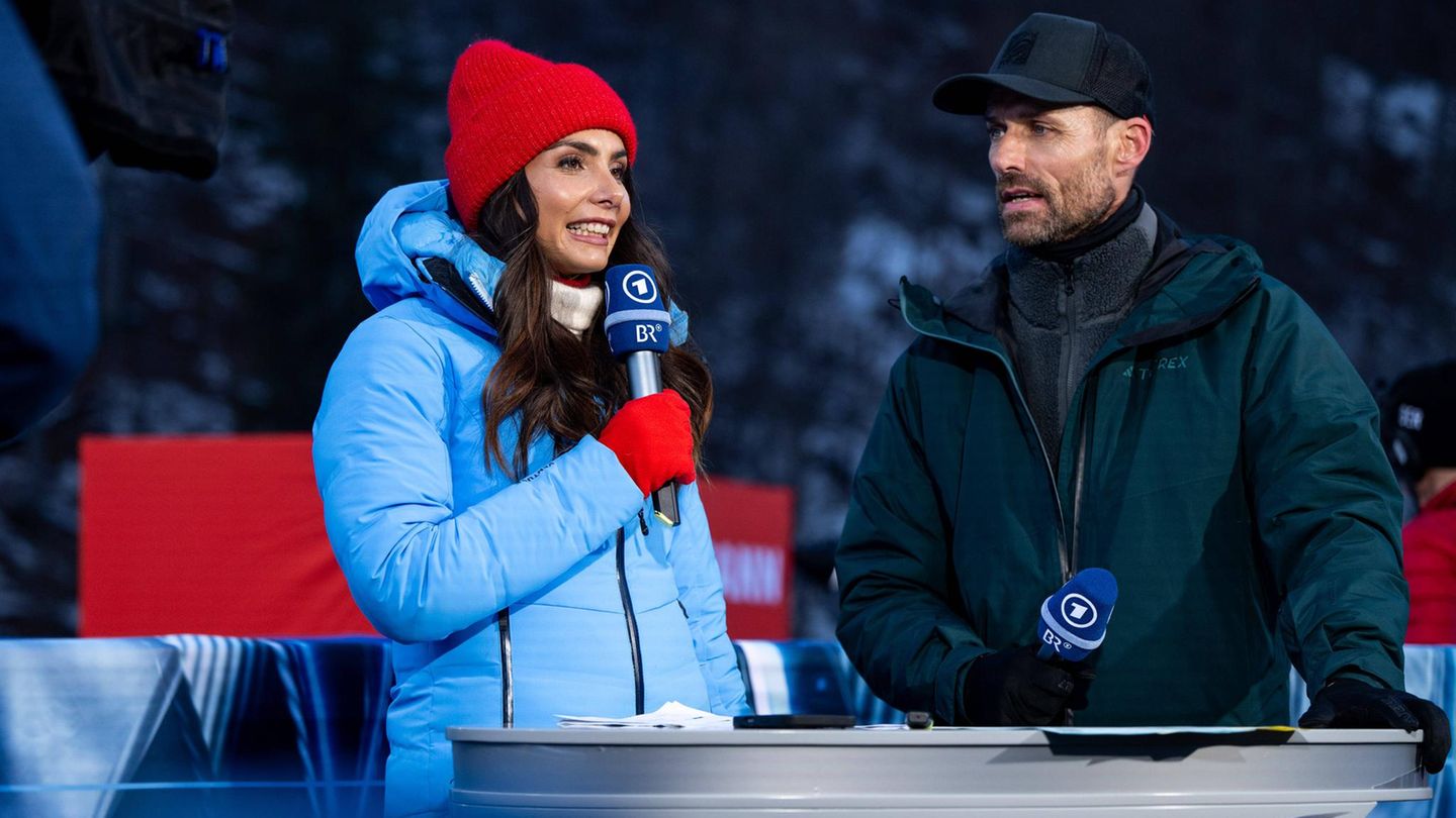 Lea-Wagner-Sven-Hannawald-Pipi-in-den-Augen-Moderatorenduo-k-mpft-bei-Olympia-Sieg-mit-den-Tr-nen