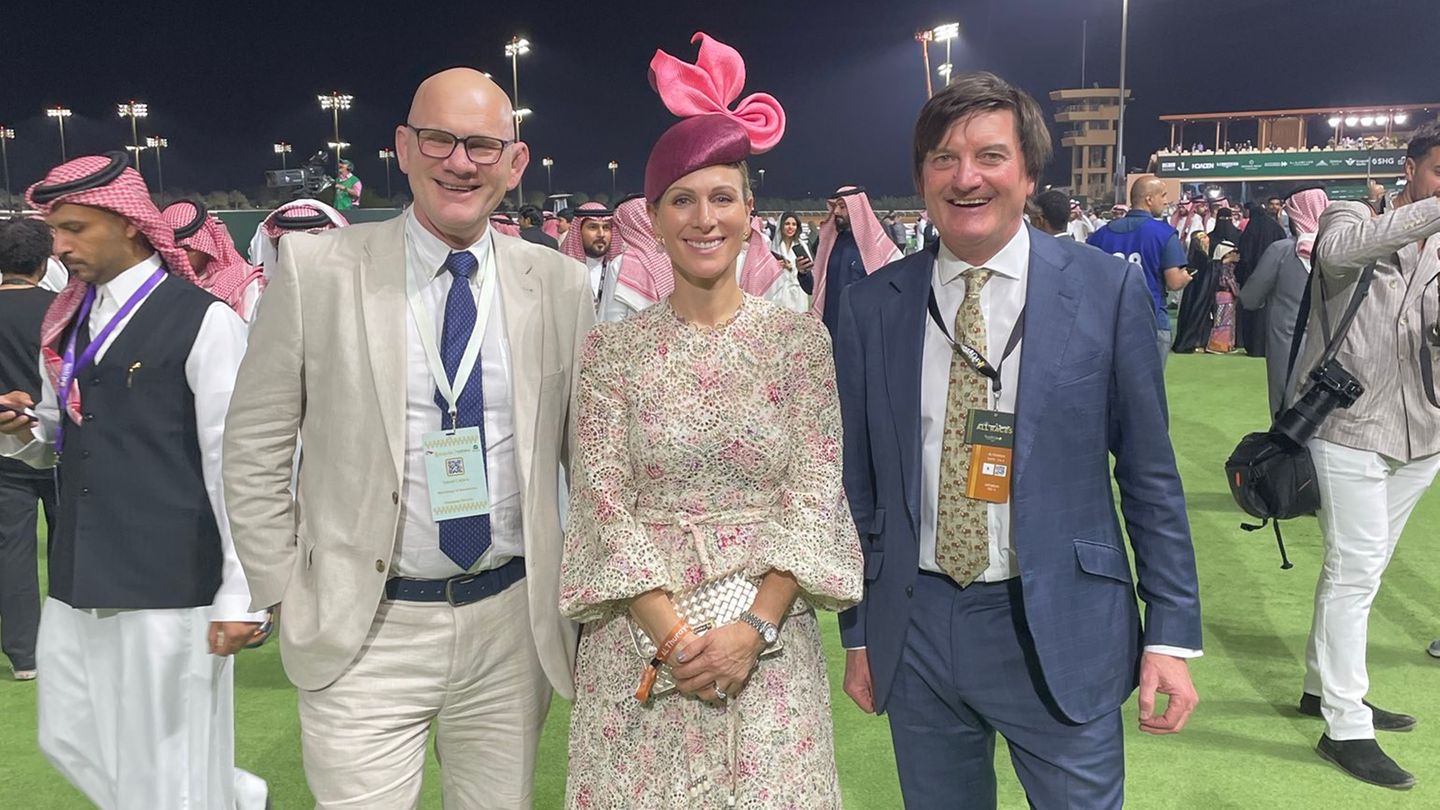 Royale Looks: Zara Tindall reist mit britischem Rennstil zum Saudi Cup