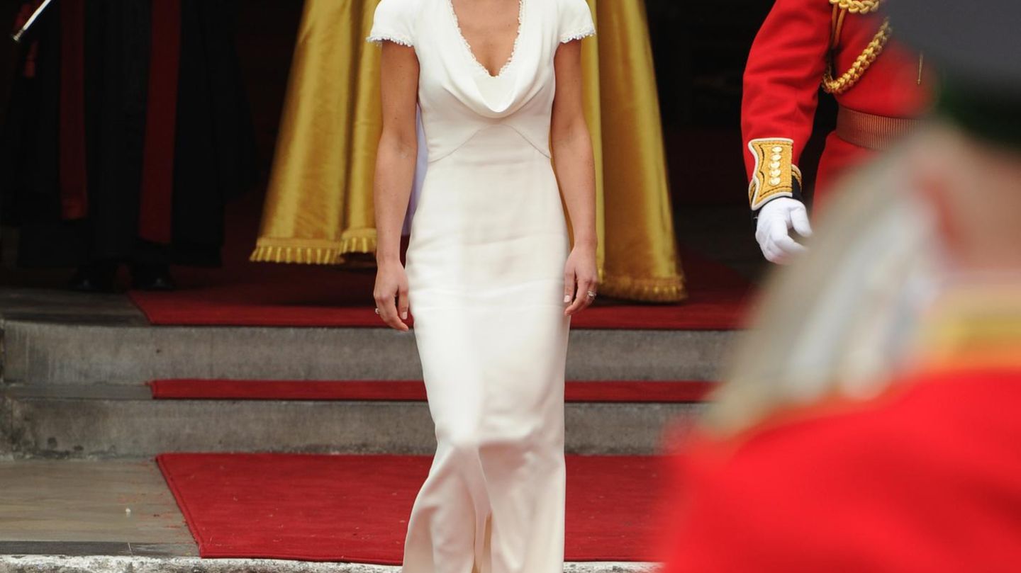 Kate + William : Bei Kates und Williams Hochzeit sorgte ihr Kleid plötzlich für Schlagzeilen