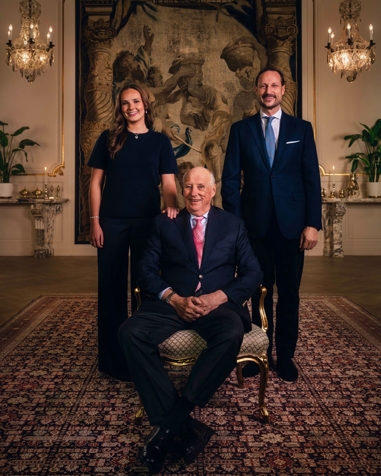 Norwegens Kronprinzenpaar: Fünf im Glück | GALA.de