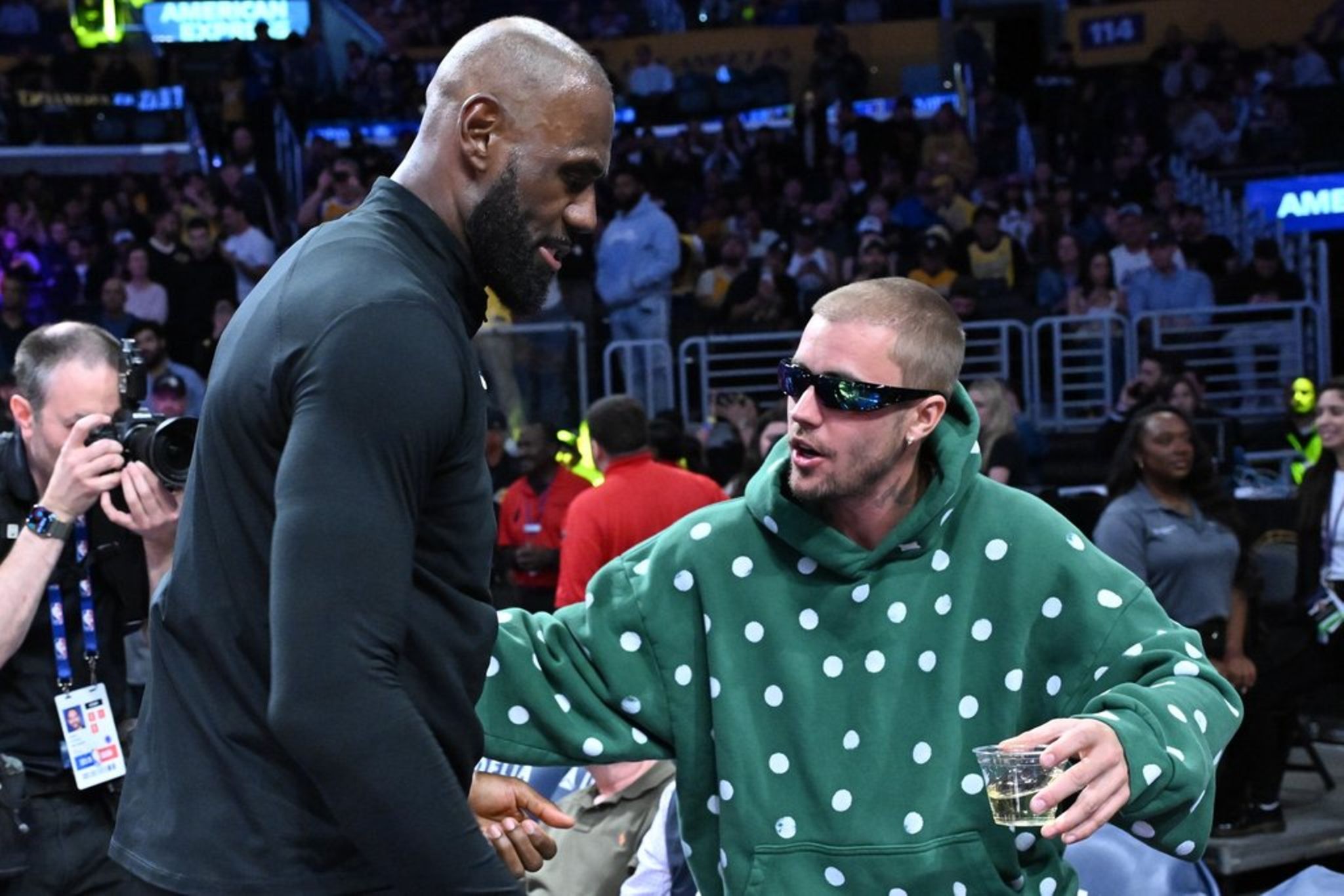 Justin Bieber und LeBron James: Fans feiern die beiden Superstars | GALA.de