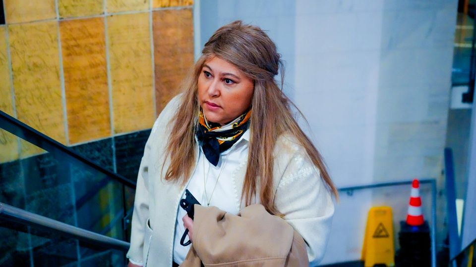 Анна Нильсен – здесь на 2-й день процесса – входит в команду адвокатов Мариуса Борга Хойби