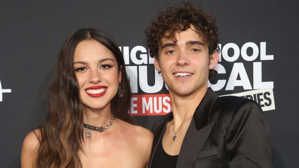 Оливия Родриго и Джошуа Бассетт