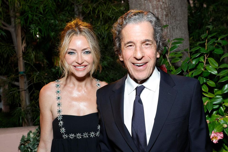 Im März 2025 zeigt sich Rebecca Gayheart noch an der Seite des Unternehmers Peter Morton.