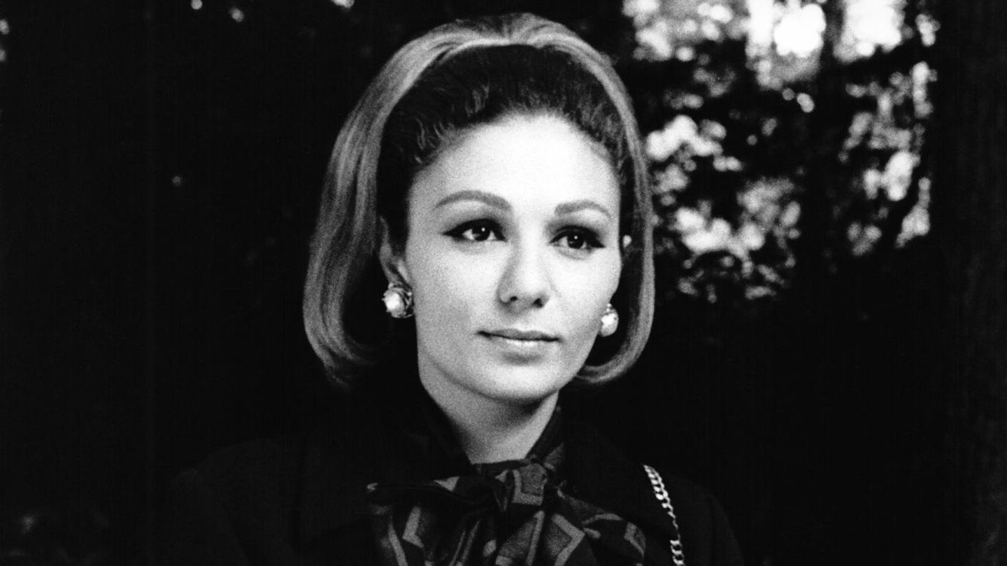 Farah-Pahlavi-Das-traurige-Leben-von-Ex-Kaiserin-Farah-Pahlavi-in-Bildern