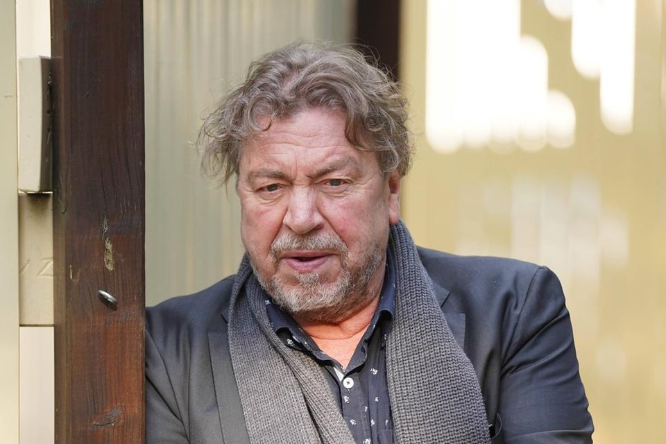 Postet Armin Rohde: Schauspieler postet berührendes Geburtstags-Statement ...