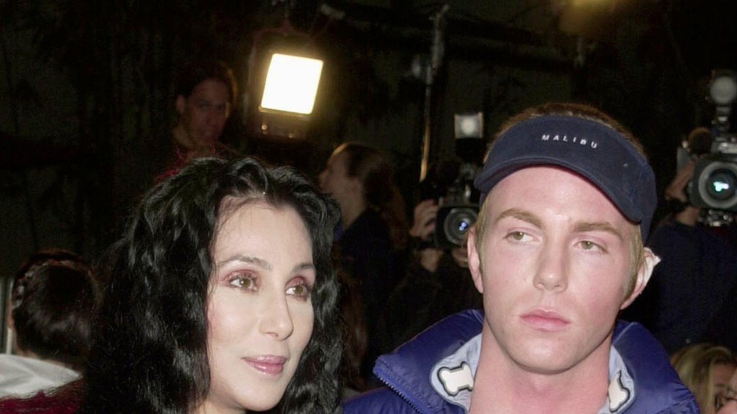 "Gefahr für sich": Cher will Vormundschaft über ihren Sohn