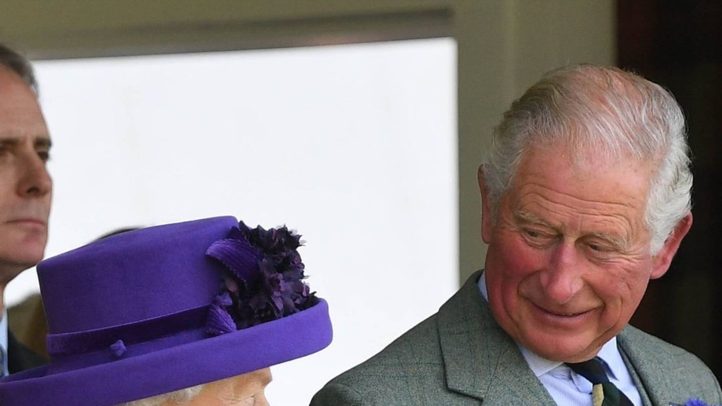 König Charles III.: Bewegende Hommage an die Queen