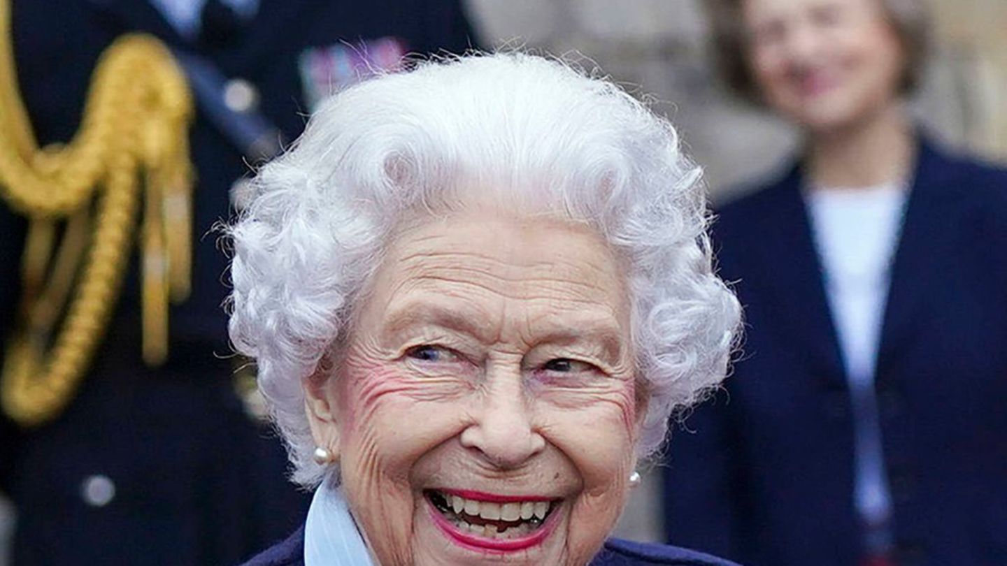 Denkmal für Queen Elizabeth II.: Bildhauer weist Kritik zurück