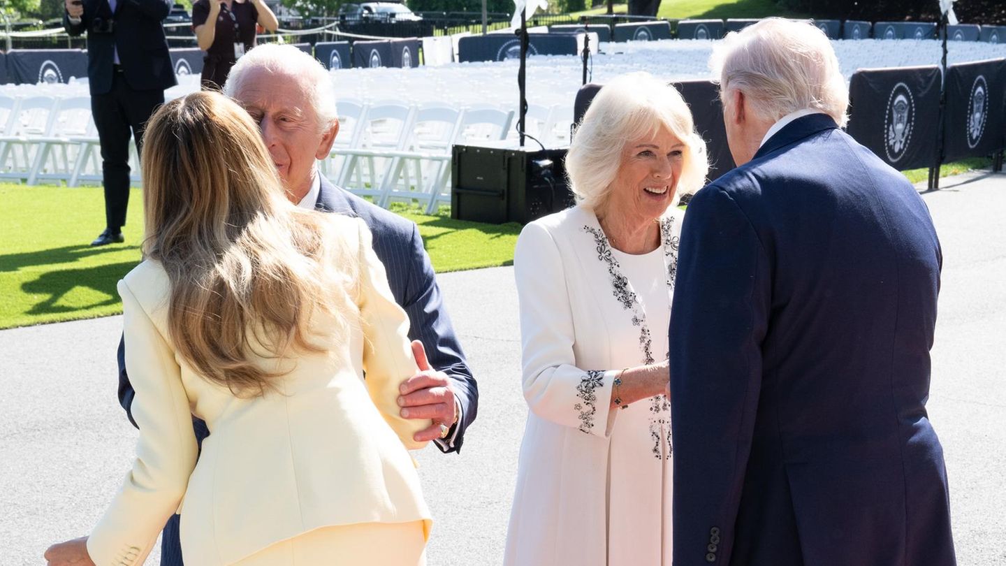 König Charles + Königin Camilla: Charles und Camilla starten mit Charme in umstrittenen Staatsbesuch