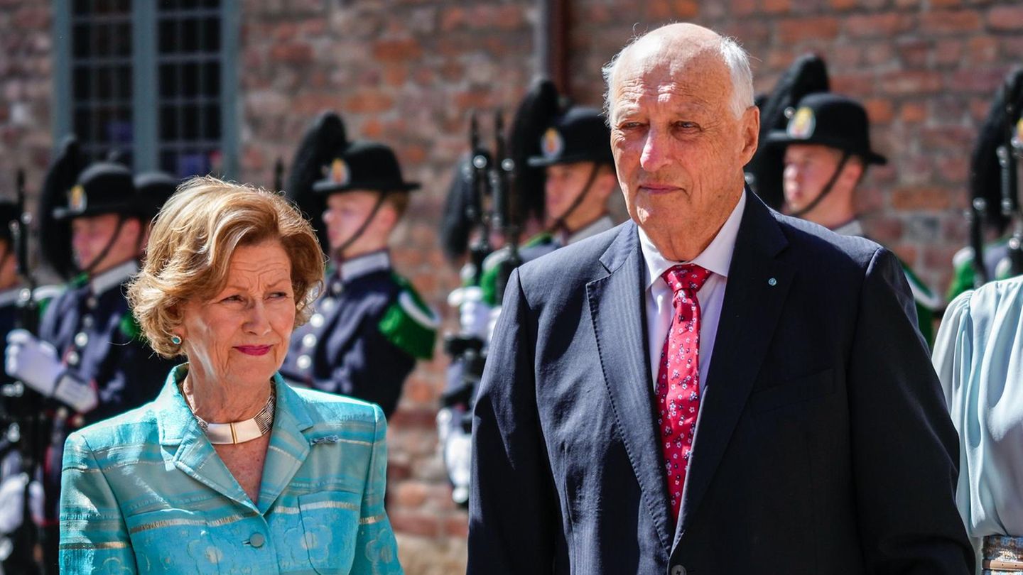 Königin Sonja + König Harald: Hof gibt offizielle Begründung für Sonja und Haralds Abwesenheit bekannt