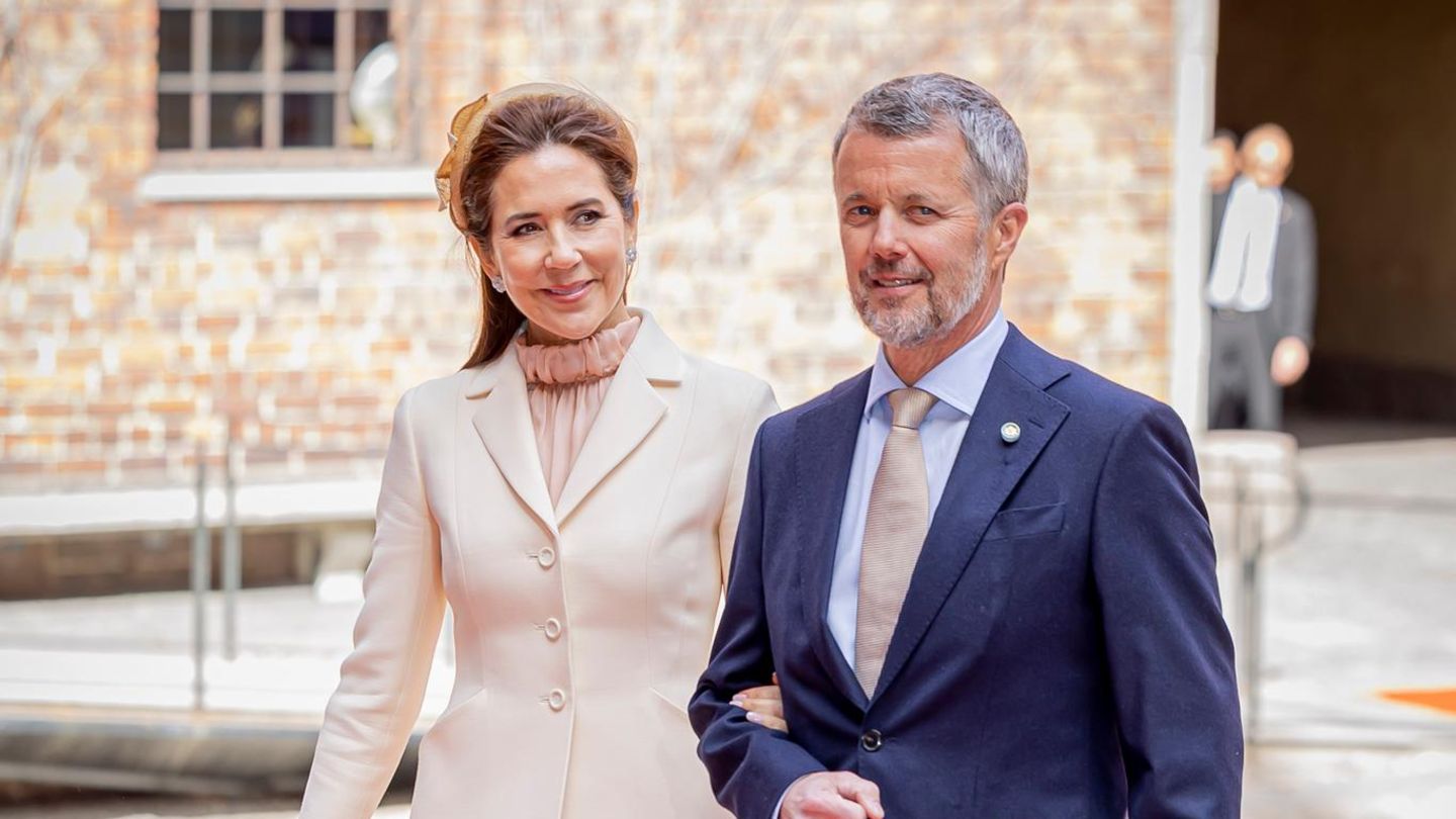 Königin Mary + König Frederik: Königin Mary und König Frederik öffnen privates Familienalbum